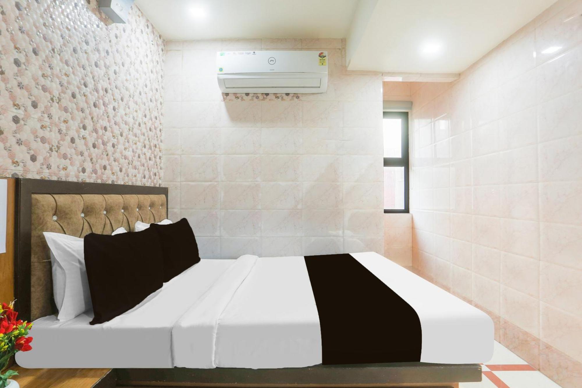 Super Hotel O Parao Formerly Cozy Inn Аджмер Екстериор снимка